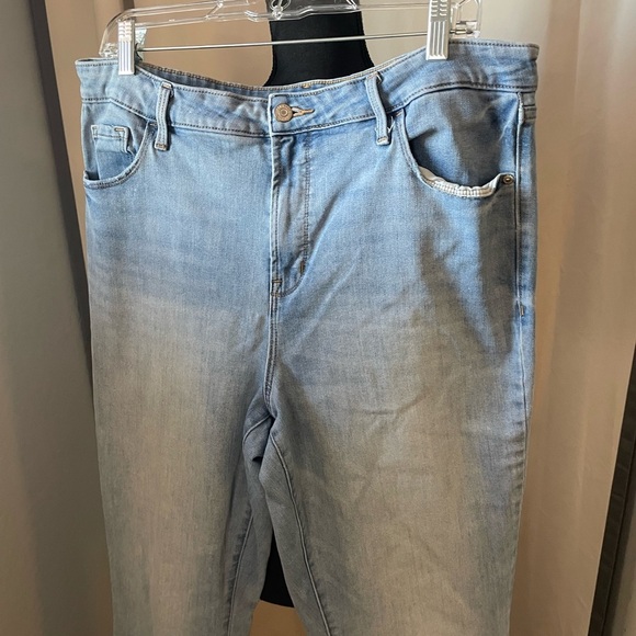 201. Old Navy Super Slim Straight Hi Rise, Size 16 Tall, good used condition - Picture 2 of 6